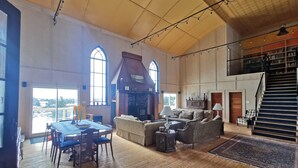 Interior - The Avalon Church Cottage (Gussetts Cove)