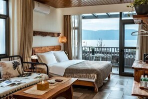 Room - Perch House (Dali)