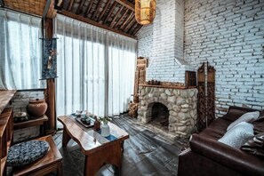 Living area - Perch House (Dali)