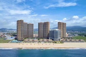 View from property - Good Time Seaview Hotel (Huidong)