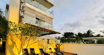 Beautiful Luxury 2-bed Apartment in Pereybere