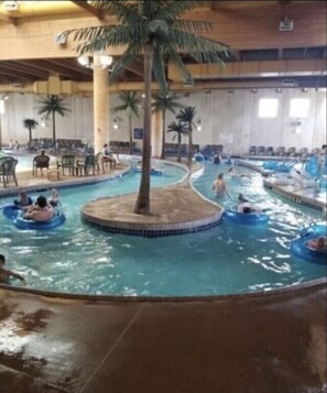 Indoor pool, outdoor pool - Penthouse Luxury with Lake Views & 6 FREE waterpark passes daily at Bridges Bay. (Arnolds Park)