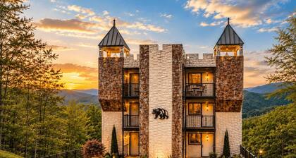 Dolly's Castle 4 | Mountain Views | Near Dollywood | Private Balcony