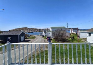 Property grounds - Harbour House, Twillingate (Twillingate)
