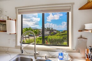 Condo, 2 Bedrooms | Private kitchen | Fridge, oven, coffee/tea maker, toaster