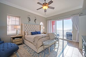 4 chambres, bureau, fer et planche à repasser, accès Internet