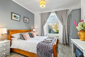 4 bedrooms, iron/ironing board, travel crib, free WiFi