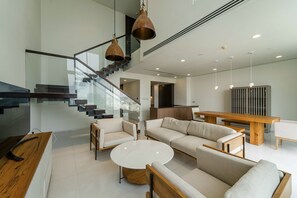 Living area - SKY VILLAS - Centre Saigon- Mordern & Fancy DUPLEX (Thành phố Hồ Chí Minh)