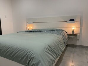1 chambre, fer et planche Ă repasser, lit parapluie, Wi-Fi gratuit