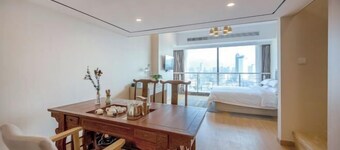 Liya Plaza Hotel (Tonglu Fuchunjiang Branch)