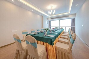 Meeting facility - Liya Plaza Hotel (Tonglu Fuchunjiang Branch) (Tonglu)