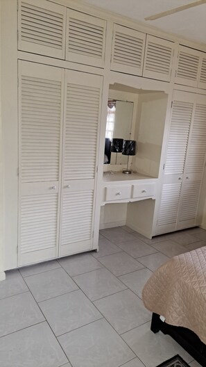 2 soverom, strykejern/-brett, wi-fi og sengetøy