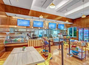 Dining - Black Friday Sale: Luxury 1BR Suite | 32nd Floor MGM Signature | TopGolf View (LAS VEGAS)