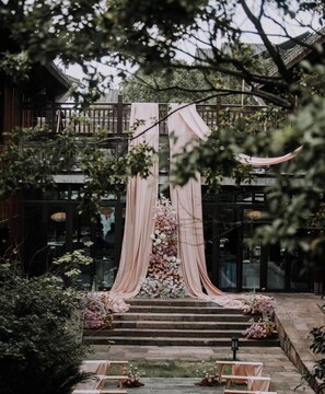 View from property - Blossom Hill Hotel Ningbo Hanling (Ningbo)