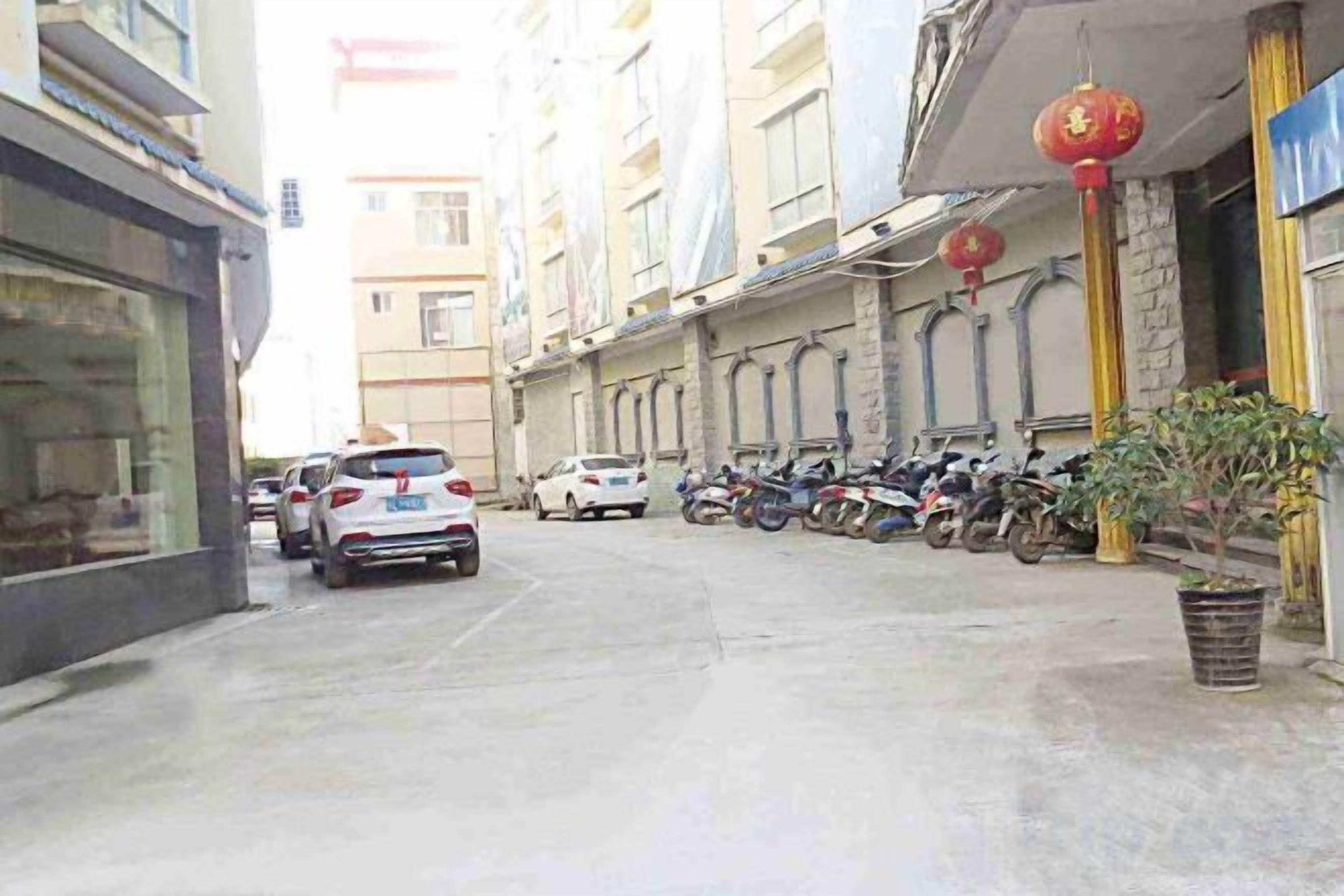 Khuôn viên nơi lưu trú