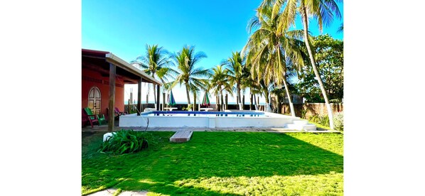 Alberca al aire libre