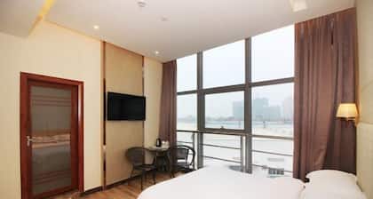 Dongfang Shuiyun Spa Hotel