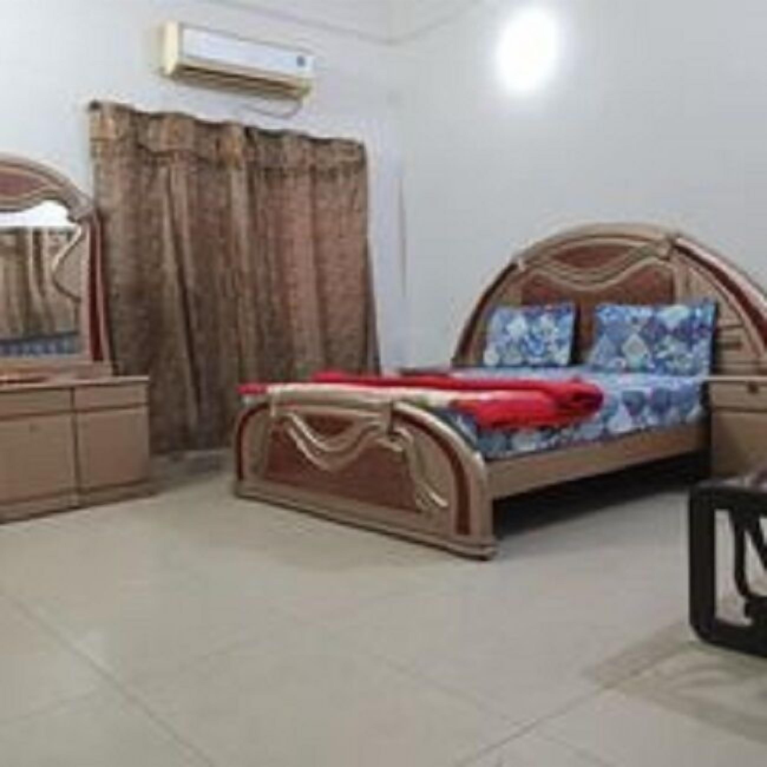 Habitación doble estándar | Wifi gratis y ropa de cama 