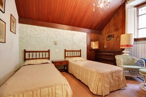 1 sovrum, strykjärn/strykbräda, wi-fi och sängkläder