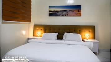 Superior-Apartment | 2 Schlafzimmer, Daunenbettdecken, laptopgeeigneter Arbeitsplatz