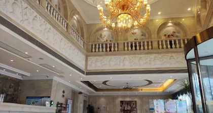 Vienna International Hotel (Bama)