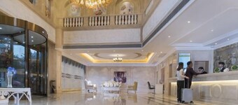 Vienna International Hotel (Bama)