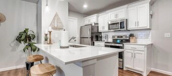 3 bedroom duplex close to Tinker