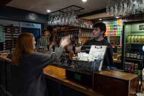 Restaurant - The Royal Oak Pub (Grange-over-Sands)