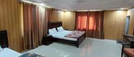 Wifi gratis y ropa de cama