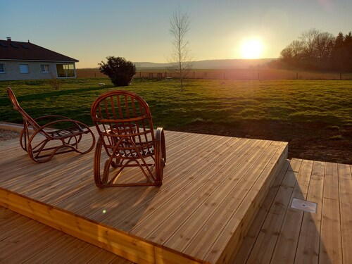 Small cozy cottage in a quiet area 15 minutes from Nancy