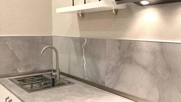 Perhehuone, 1 suuri parisänky ja vuodesohva | Yksityinen keittiö | Kahvin-/teenkeitin