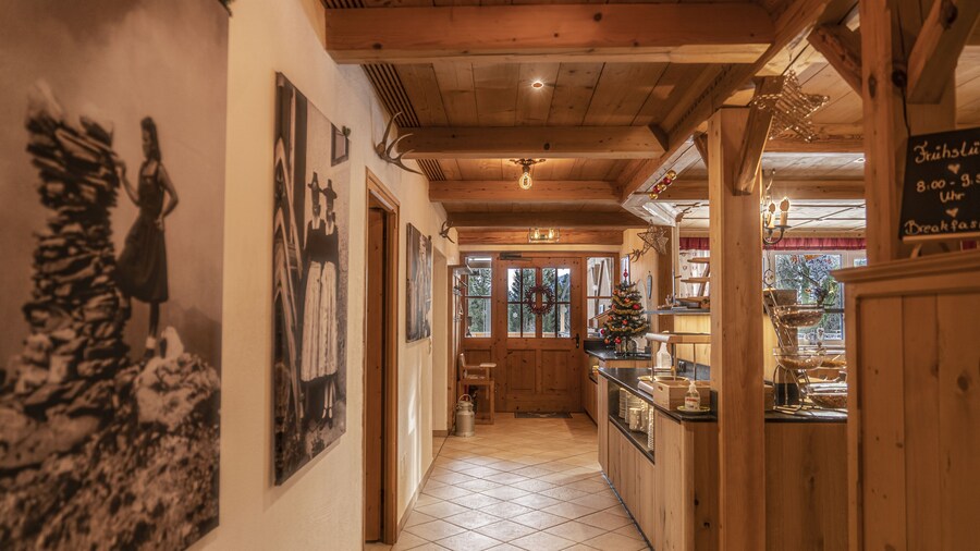 Sweet Cherry Boutique & Guesthouse Tyrol