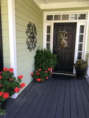 Exterior detail - Gated country club community, beach style house, 7miles from Augusta National (Augusta, GA)