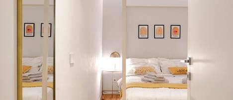 Basic Apartment, 1 Double Bed with Sofa bed | 1 bedroom, desk, laptop workspace, iron/ironing board