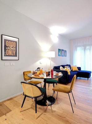 Basic Apartment, 1 Double Bed with Sofa bed | Living area