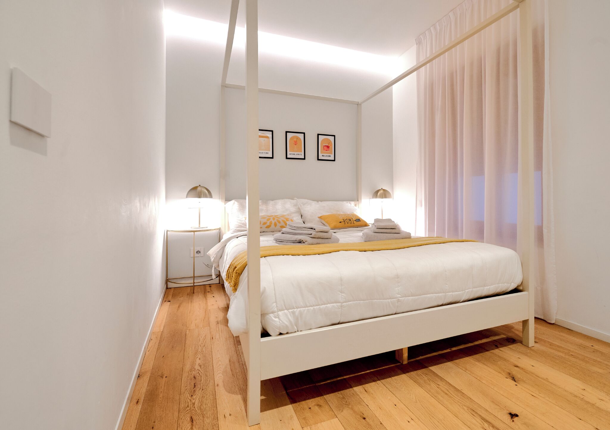 Basic Apartment, 1 Double Bed with Sofa bed | 1 bedroom, desk, laptop workspace, iron/ironing board