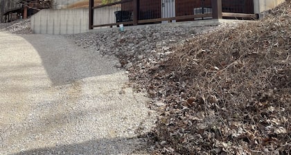 Lazy River Cabin on the edge of town only 1/2 mile from Current River !