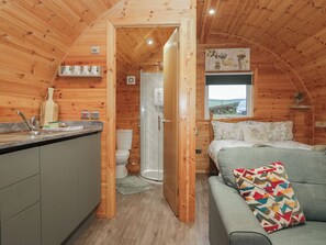 Cottage | 1 bedroom, individually decorated, individually furnished, free WiFi - Beech (Ulverston)