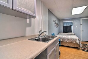 WiFi, bed sheets - Vacation Rental Near Boyd Lake, Colorado! (Loveland)