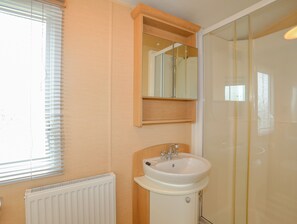 Shower - Mountain View Lodge (Holyhead)