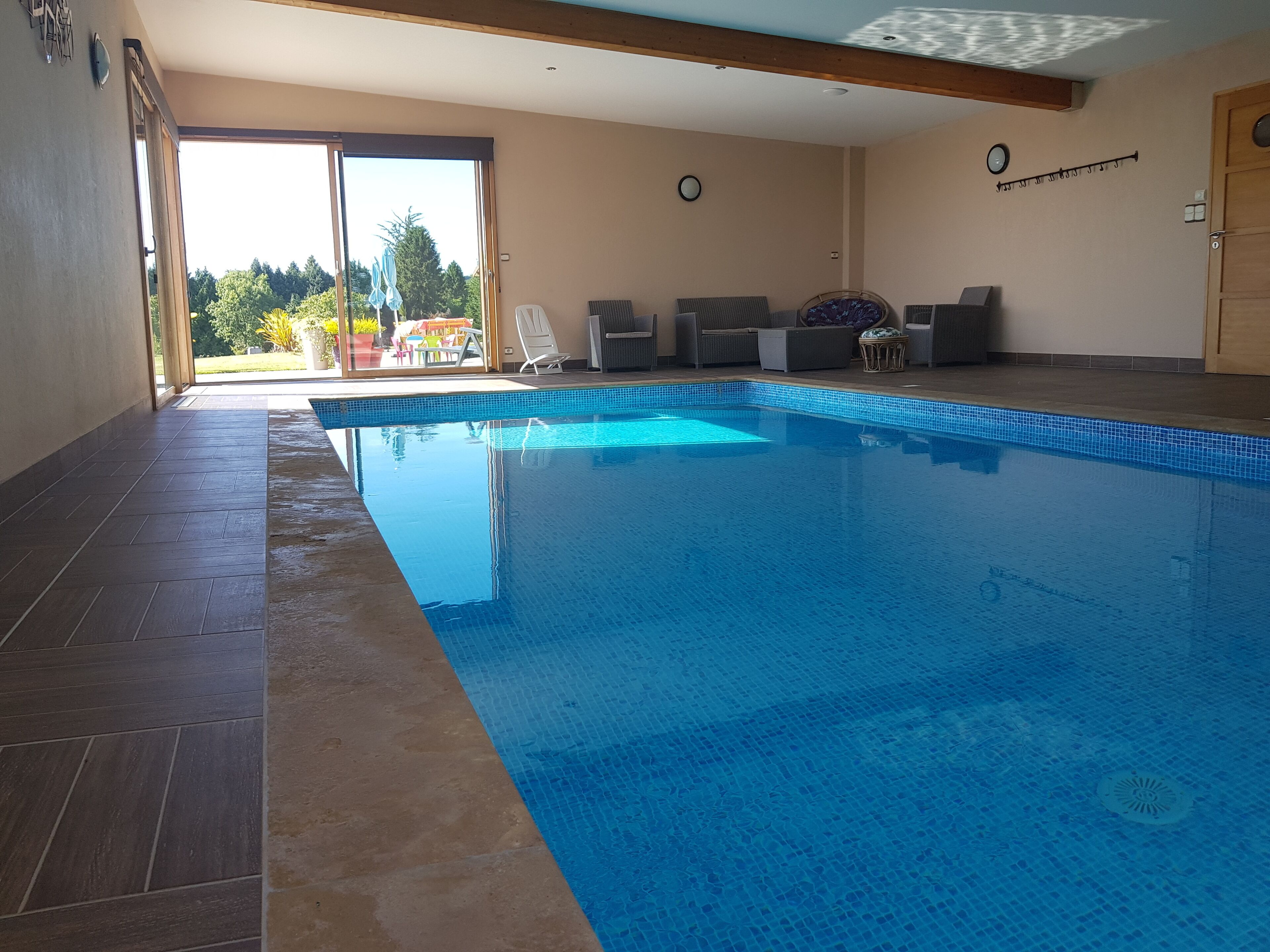 Piscine couverte, piscine chauffée