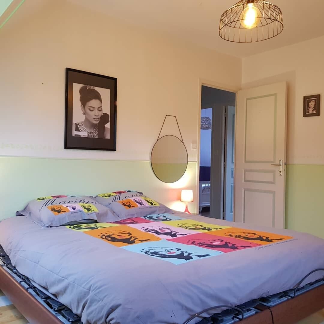 9 bedrooms, iron/ironing board, travel crib, free WiFi