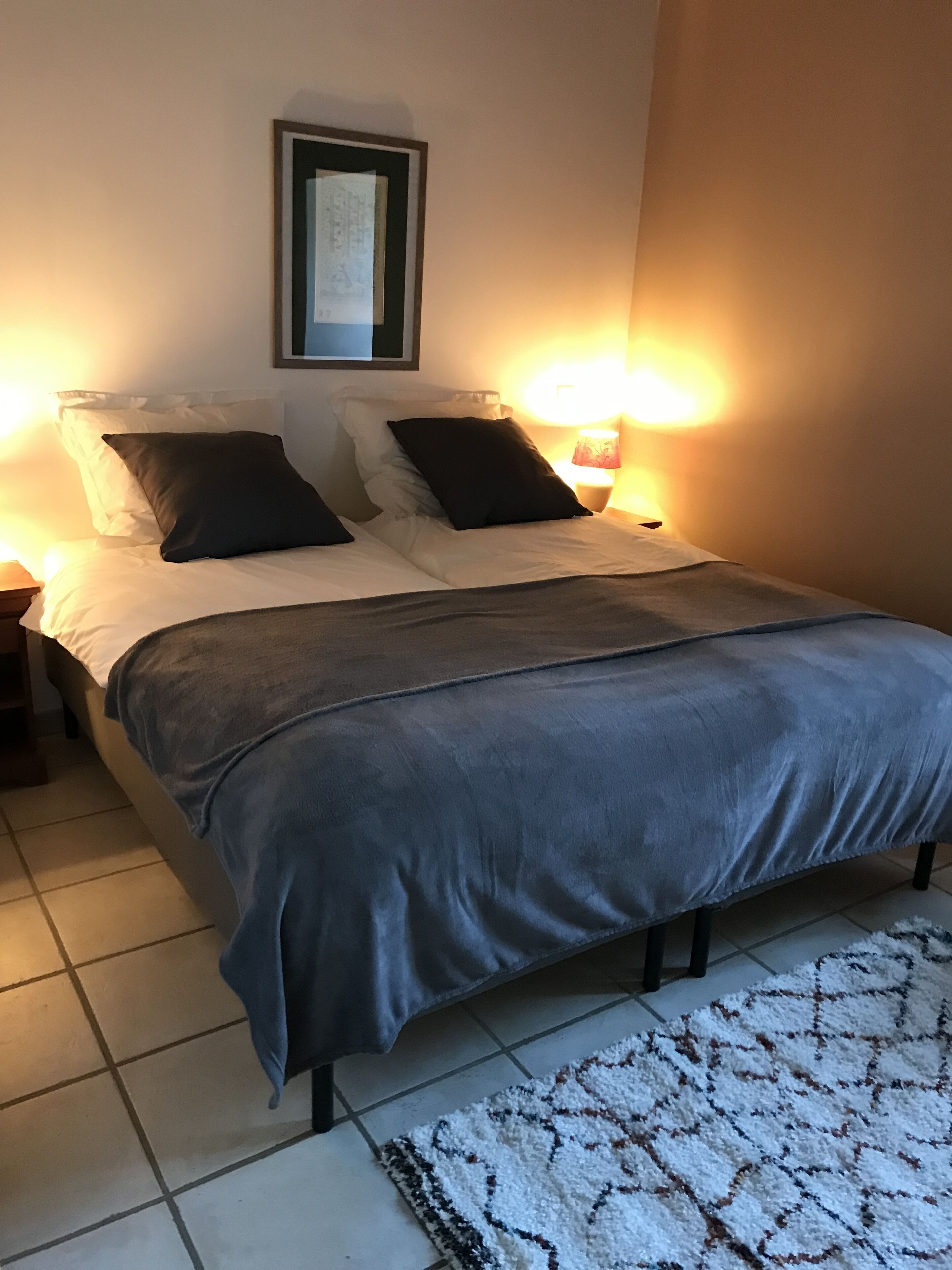 3 chambres, fer et planche à repasser, lit parapluie, Wi-Fi gratuit