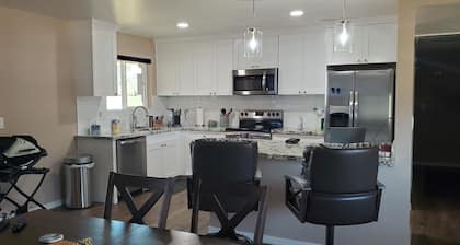 Relax & Enjoy the sun on the Covered Patio & Golf Course View