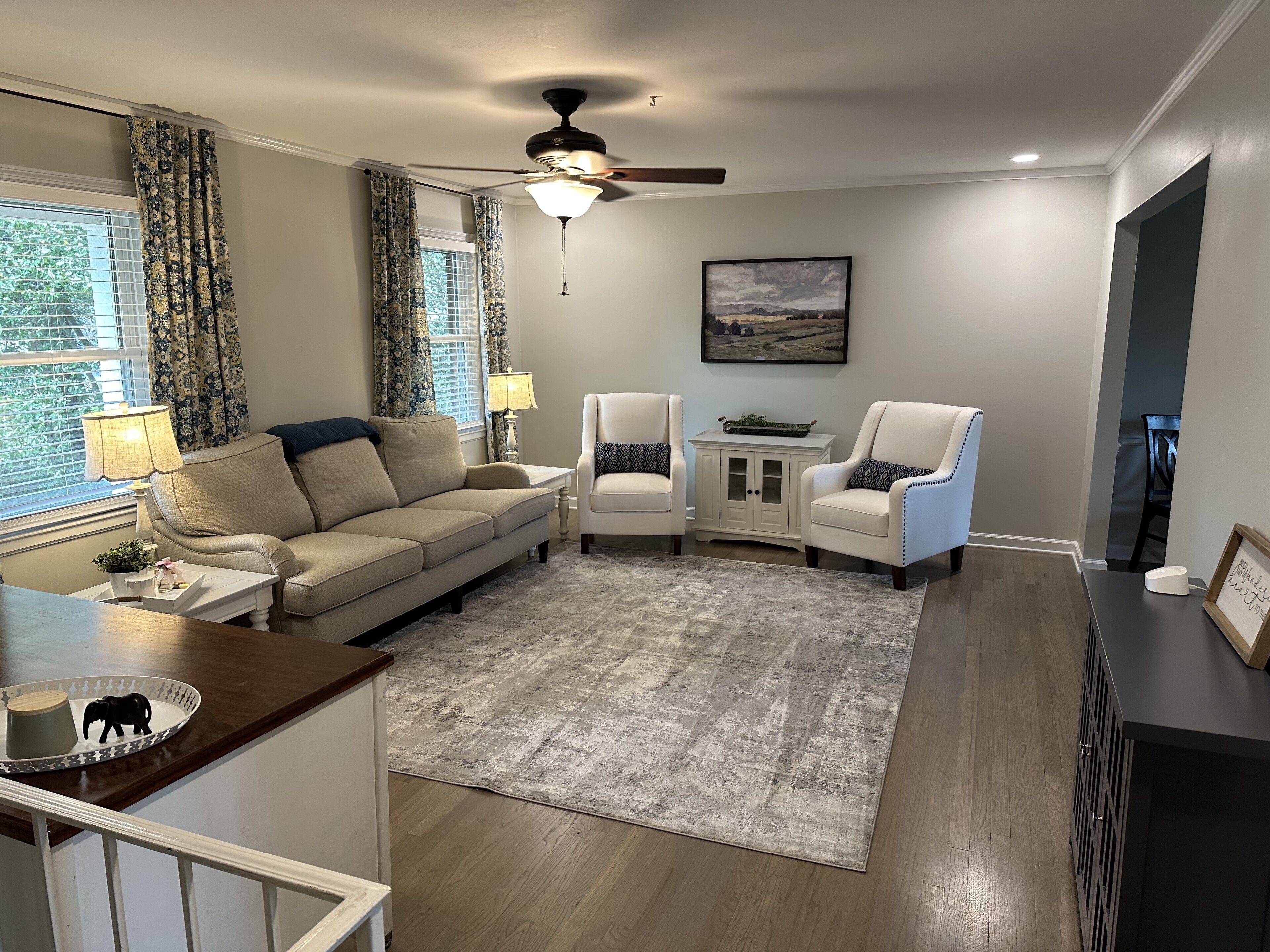 Southern Charm near National