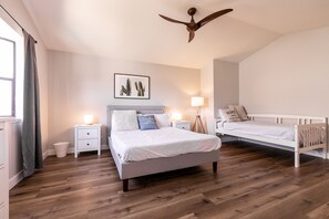 4 bedrooms, WiFi, bed sheets
