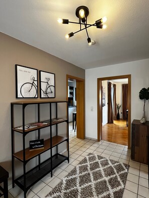 Interior - OhPardon! Garden. Sauna. Netflix. (Michelbach an der Bilz)