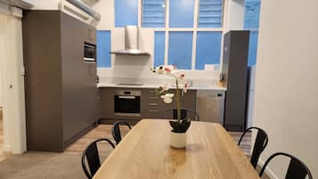 3 Bedroom Apartment | Dining room
