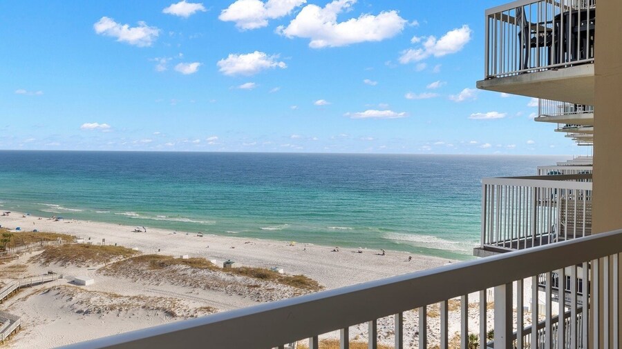 Pelican Beach 1518 2 Bedroom Condo by Pelican Beach Management