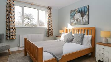 3 bedrooms, individually decorated, individually furnished, free WiFi